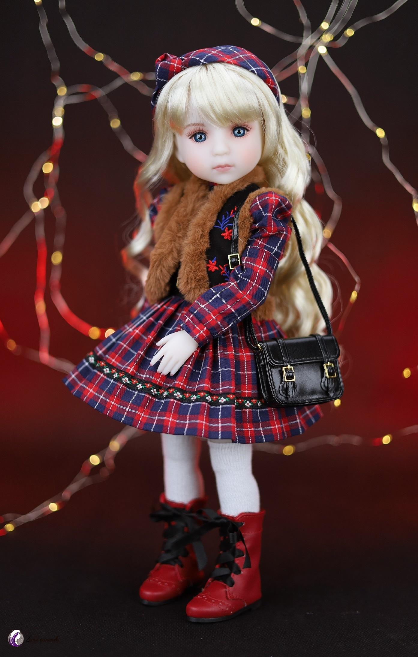 Ruby Red Fashion Friends Patricie - limitovaná edice exkluzivně pro Země panenek 