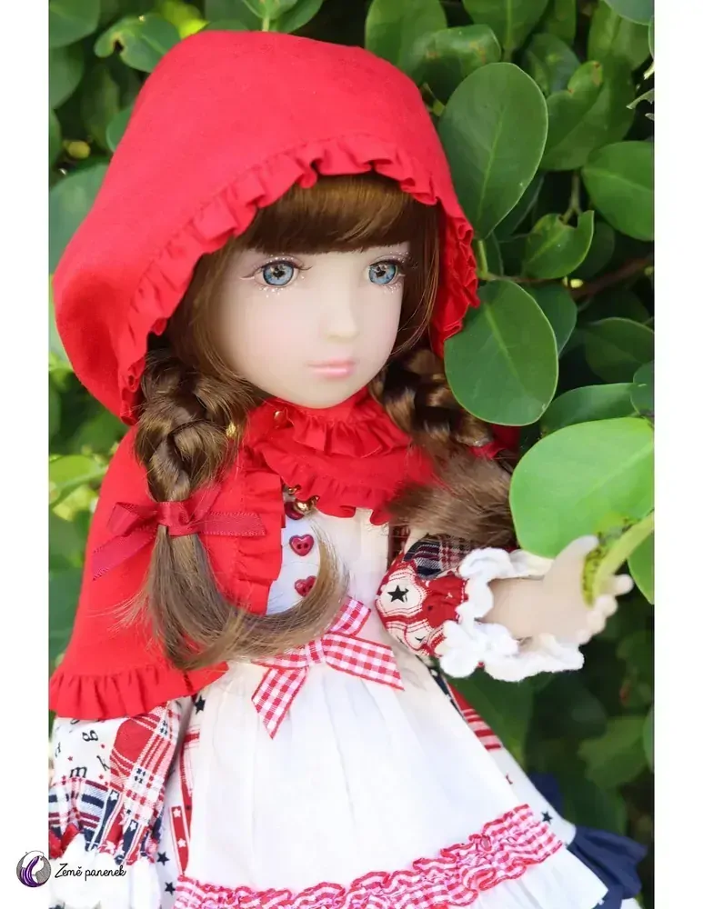 Ruby Red Fashion Friends Rubina - limitovaná velikonoční edice